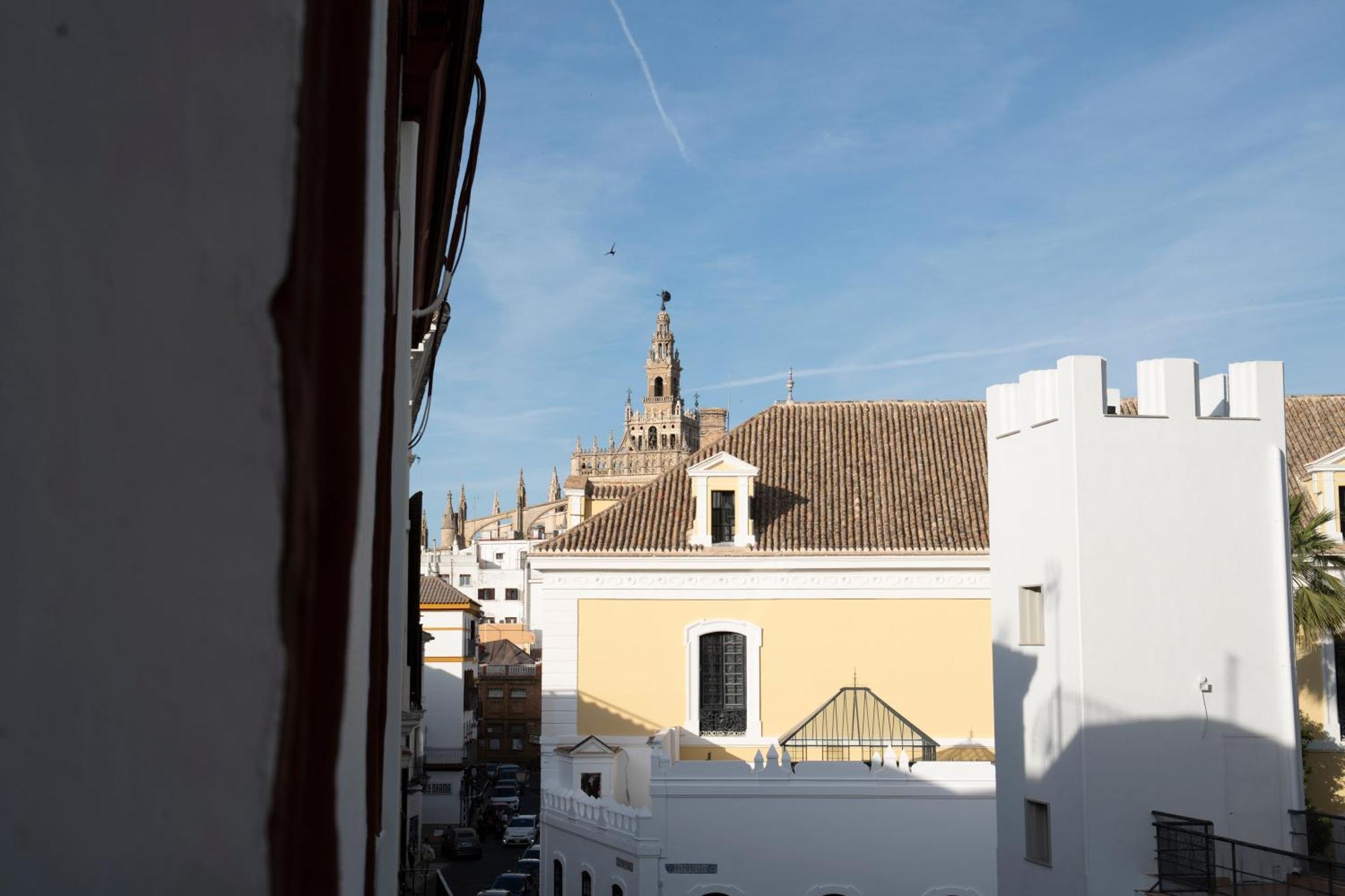 California Apartament Dos De Mayo Sevilla Eksteriør bilde